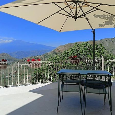 Апартаменти Stanza Mylai Etna View Кастельмола Екстер'єр фото