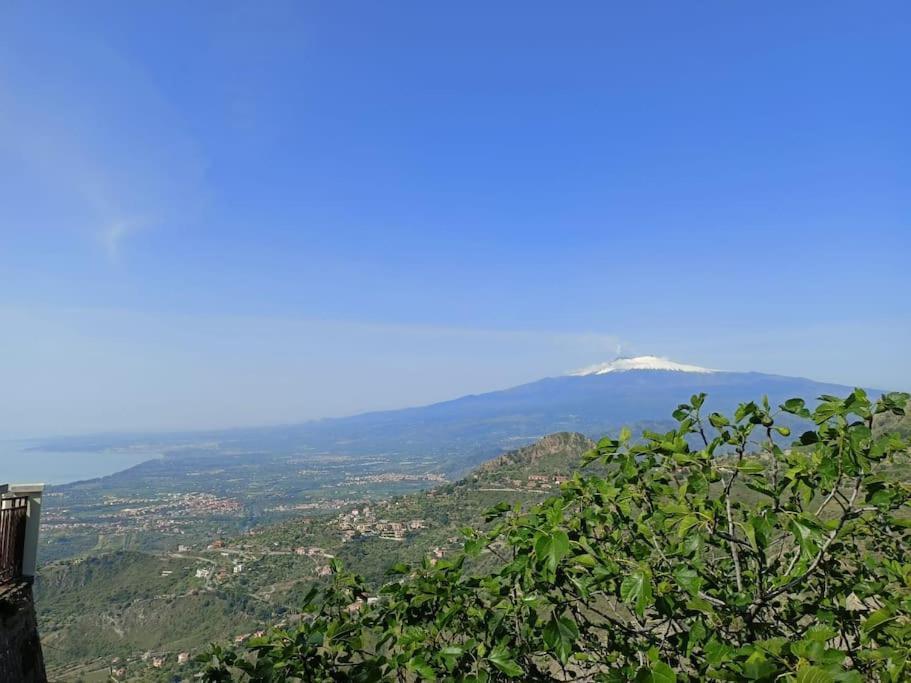 Апартаменти Stanza Mylai Etna View Кастельмола Екстер'єр фото